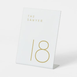 O Sawyer 18, Dourado e branco, número da mesa