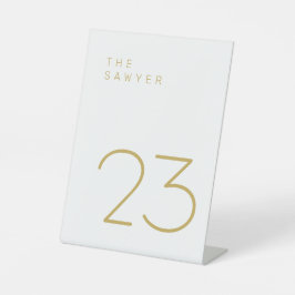 O Sawyer 23, Dourado e branco, número da mesa