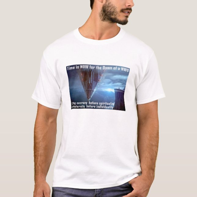 O tempo está agora (leve) na camisa (Frente)