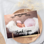 Obrigado, Bebê, Anúncio de Nascimento<br><div class="desc">Apresentando os nossos sofisticados Cartões de Anúncio de Nascimento de Foto Moderna para Bebês - a mistura perfeita de design contemporâneo e memórias queridas. Celebre a chegada da sua alegria com um toque de elegância e estilo que irá cativar o coração dos seus entes queridos. Captivating Photo Display: A estrela...</div>
