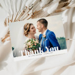 OBRIGADO, cartões de agradecimentos de casamento d<br><div class="desc">Um cartões de agradecimentos de fotografia moderno com texto editável e letras brancas. Sinta-se à vontade para personalizar a noiva e o noivo foto e texto.</div>