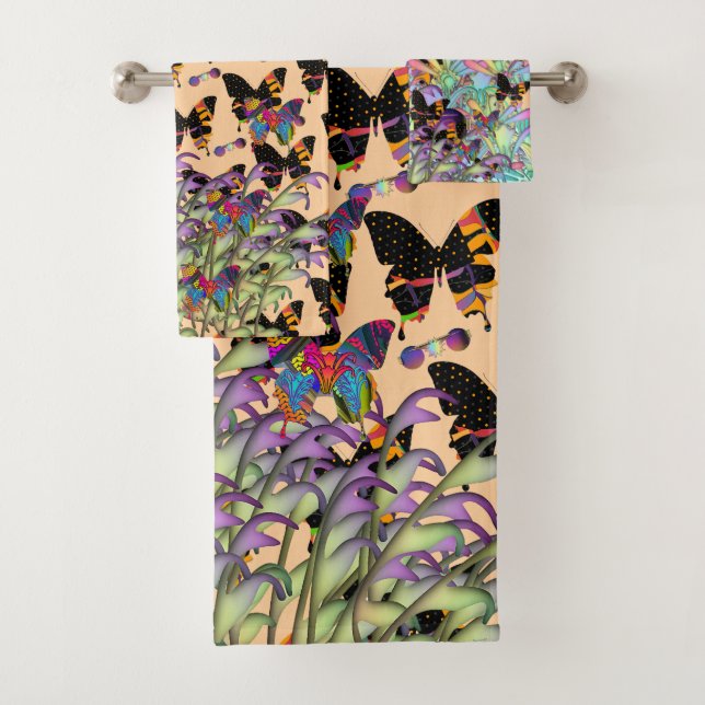 Observando O Conjunto De Toalhas Do Banho Das Borb (Insitu)