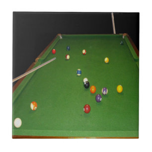 Oito Pintura De Mesa Com Bolas E Cues,