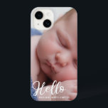 Olá, Bebê Boy Foto Simples, Script Personalizado<br><div class="desc">Simples cobertura de tipografia branca de Hello e sua linda fotografia do bebê neste simples caso do iPhone 14 com foto recém-nascido Personalize este cobrir com script branco sobre a foto do cheio.</div>