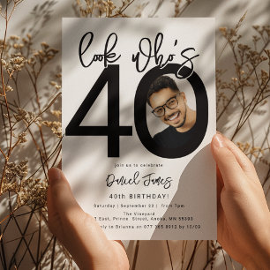 Olhe quem está com 40 Convite de Aniversário de