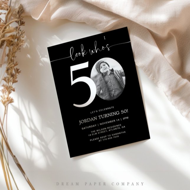 Olhe Quem Faz 50 | Convite de 50º Aniversário Pret (Criador carregado)