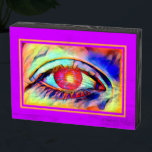 Olhos de Pop de Psicodélica Negros como uma Chama<br><div class="desc">Um favorito pessoal é esse design de pop-arte legal com um olho psicodélico que está queimando com cores vivas e parece que há uma chama no aluno com quadro laranja e fundo roxo. Isto faz uma legal pequena adição de arte à parede da galeria ou como legal arte de secretária....</div>