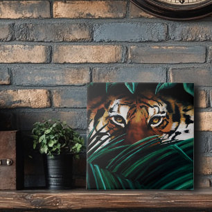 Olhos de Tigre de Selva Verde Intensa Folhas da Vi