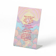 Oração da Manhã de uma Criança no Sinal do Pedesta