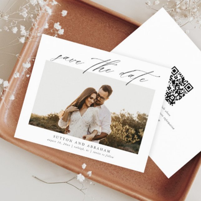 Orçamento do roteiro de foto de salvar a data com  (Elegant script budget photo save the date with QR Code.)