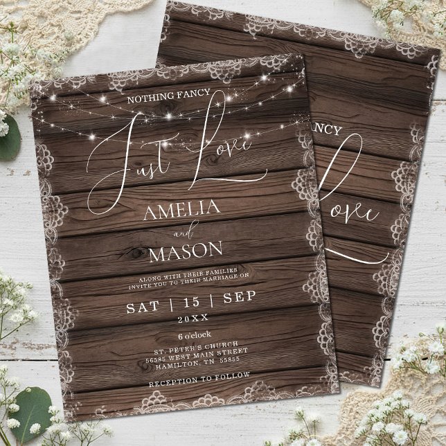 Orçamento Nada Rico Apenas Adora Casamento Russo (Budget Nothing Fancy Just Love Rustic Wood and Lace with String Lights Wedding Invitation)