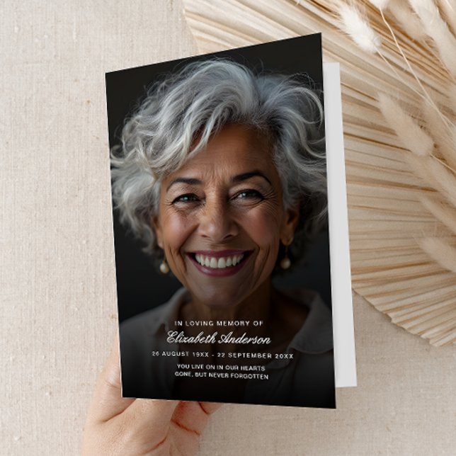 Orçamento no Loving Memory Photo Funeral Program (Criador carregado)