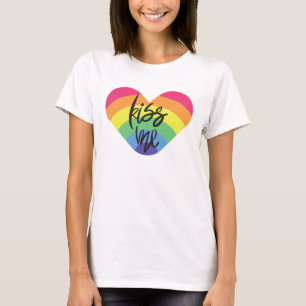 Orgulho, beije-me. O amor é justo. Camiseta