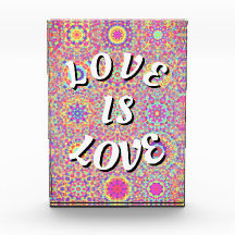 Orgulho Love Is Love