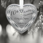 Ornamento 10th Wedding Anniversary Silver Diamonds Keepsake<br><div class="desc">Elegant faux (printed) silver and diamonds 10th Wedding Anniversary keepsake ornament design by Holiday Hearts Designs (rights reserved). Template fields are provided for you to personalize with your names, anniversary and date. Font styles, sizes and positioning can be customized via the "Customize" button. As stated above, all effects (diamonds and...</div>