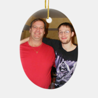 Ornamento #3 do tributo de Robert Hoynes