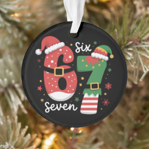 Ornamento 67 Meme Six Seven Elfo Chapéu de Natal Papai Noel