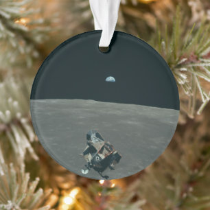 Ornamento Apollo Lunar Lander e Earthrise sobre Lua