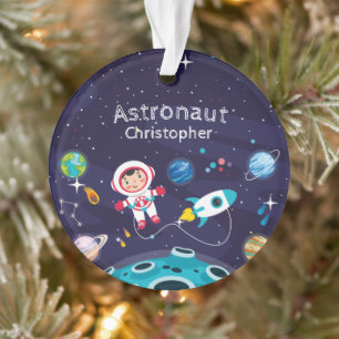 Ornamento Astronaut child on the moon, monogrammed name