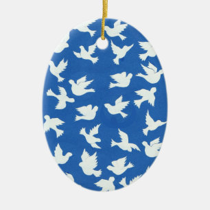 Ornamento branco das pombas