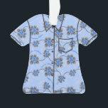 Ornamento Camisa Azul Floral Aloha Havaiana Holly Hanukkah<br><div class="desc">Hau’oli Hanukaha é Hawai'ian por Happy Hanukkah! Esta ilustração mostra uma interpretação tropical do holly em cores de Chanucá e gradientes sutis. A inscrição é feita com neve para uma surpresa adicional. Este design está disponível em uma variedade de produtos para a casa e roupa para toda a família.</div>