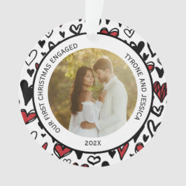 Ornamento Casais Vermelhos e Brancos Primeiro Natal Envolvid