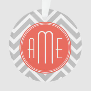 Ornamento Cinza Chevron e Coral Monograma Personalizado