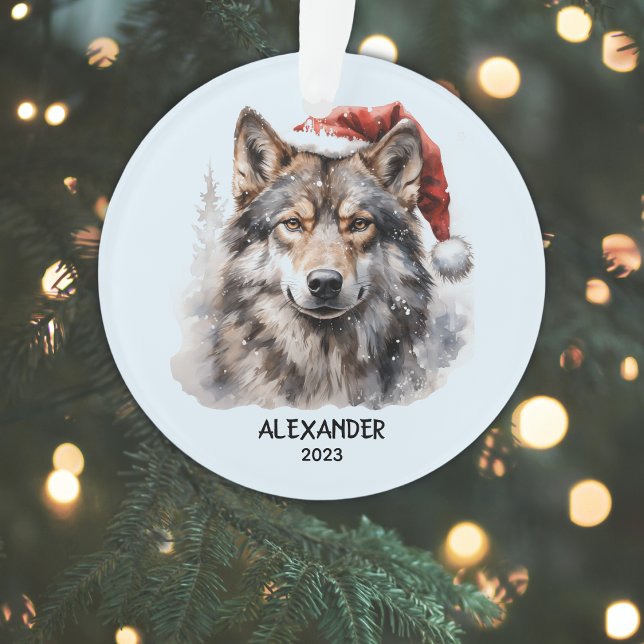 Ornamento Cinza Wolf Santa Hat Personaliza o Natal (Add Name & Year to Personalize, or add other text.  Delete sample text if not required.)