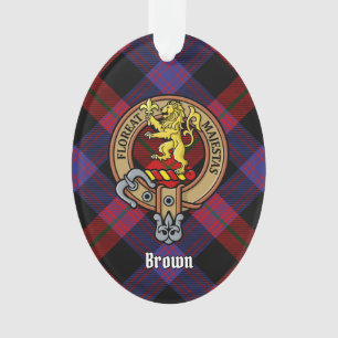 Ornamento Clan Brown Crest sobre Tartan