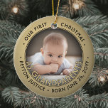 Ornamento De Cerâmica 2 Fotos Avós Primeiro Natal Preto e Dourado<br><div class="desc">Celebre o presente de precioso do seu mais novo membro da família com uma foto personalizada de 2 "Nosso Primeiro Natal como Avós", um ornamento cerâmico em folha de ouro falso. A design neutra em termos de gênero é adequada para um novo bebê ou netinho. Imagem e todo texto neste...</div>