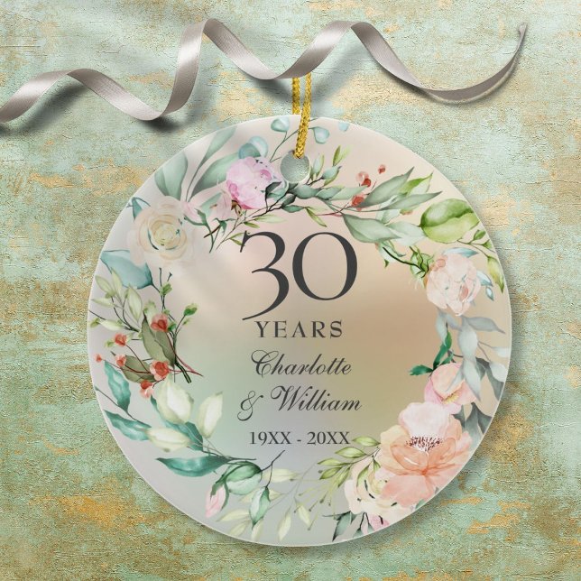 Ornamento De Cerâmica 30 Casamento Rosas Garland Pearl (30th Wedding Anniversary Roses Garland Pearl Ceramic Ornament)