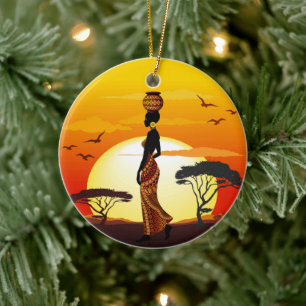 Ornamento De Cerâmica A linda mulher africana Silhouette sobre os sóis a