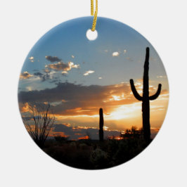 Ornamento De Cerâmica A luz desvanece-se em uma chama