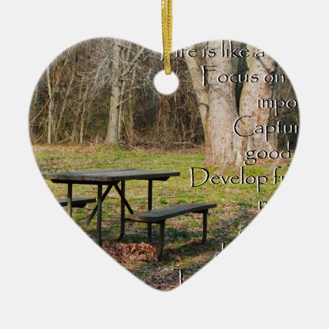 Ornamento De Cerâmica a vida é como uma câmera (Frente)