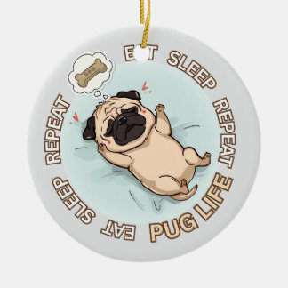 Ornamento De Cerâmica Adorno de Pug Adormecido Engraçado | Comer Dormir