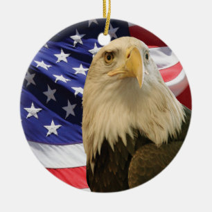 Ornamento De Cerâmica Águia Bald Americana e Bandeira