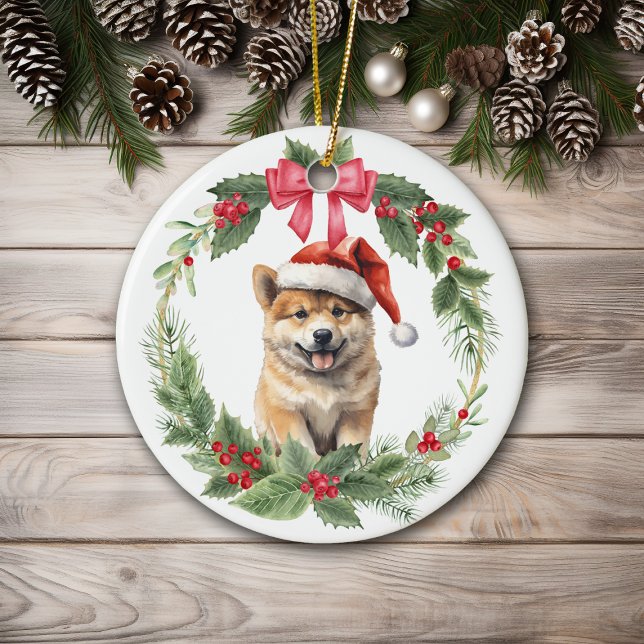 Ornamento De Cerâmica Akita Puppy Dog Red Arco Holly Wreath (Criador carregado)