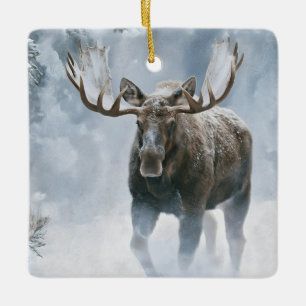 Ornamento De Cerâmica Alce Macho Caminhando pela Neve Boreal