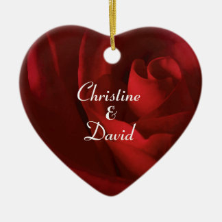 Ornamento De Cerâmica Amor como uma Rosa vermelha personalizada