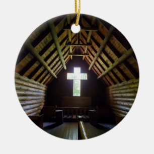 Ornamento De Cerâmica Antiga igreja de madeira