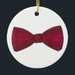 Ornamento De Cerâmica Baile de formatura de Casamento do Arco Maroon Tie<br><div class="desc">Apresenta uma ilustração original de uma gravata pesada de arco. Perfeito para casamentos, noivados, bailes de formatura, aniversários e outras celebrações. Simplesmente personalize com suas informações de evento. O Designer está disponível para criar e carregar designs personalizados para corresponder às cores e temas do seu casamento ou evento — clique...</div>