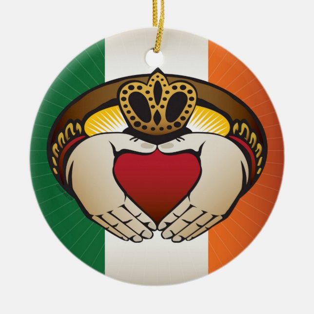 Ornamento De Cerâmica Bandeira Irlandesa com Anel de Claddagh (Frente)