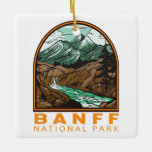 Ornamento De Cerâmica Banff National Park Canada Viagem Vintage<br><div class="desc">Banff National Park vetor trabalho de arte design. O parque é o primeiro parque nacional do Canadá e faz parte dos Parques de Montanha Rochosa do Canadá,  Patrimônio Mundial da UNESCO.</div>