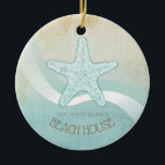 Ornamento De Cerâmica Beach House - Starfish Aqua Blue ID623<br><div class="desc">Este produto nas cores suaves do mar e da areia permite que você adicione facilmente seu próprio nome e texto usando o modelo fornecido. A simples imagem de estrelas-do-mar sobre um fundo angustiado, de aquarela, é destacada por um sotaque de onda em aqua e branco. Se você não tem a...</div>