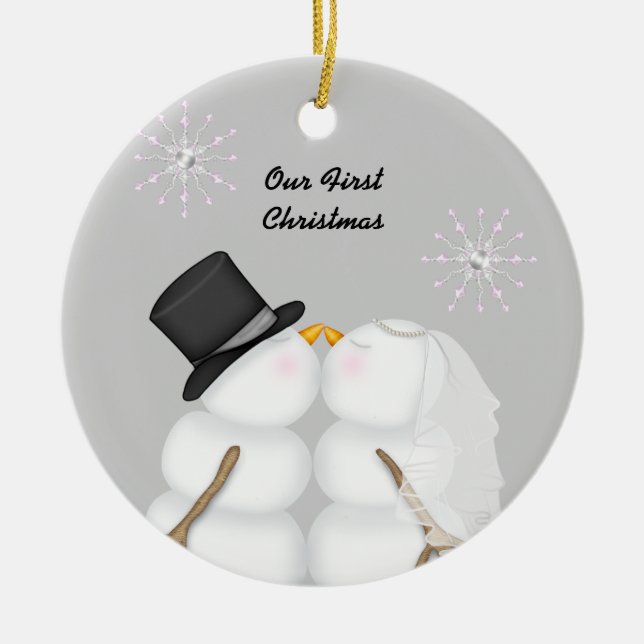 Ornamento De Cerâmica Beijando bonecos de neve casou nosso primeiro (Frente)