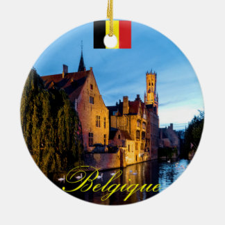Ornamento De Cerâmica Belga Medieval Bruges - Foto Pro