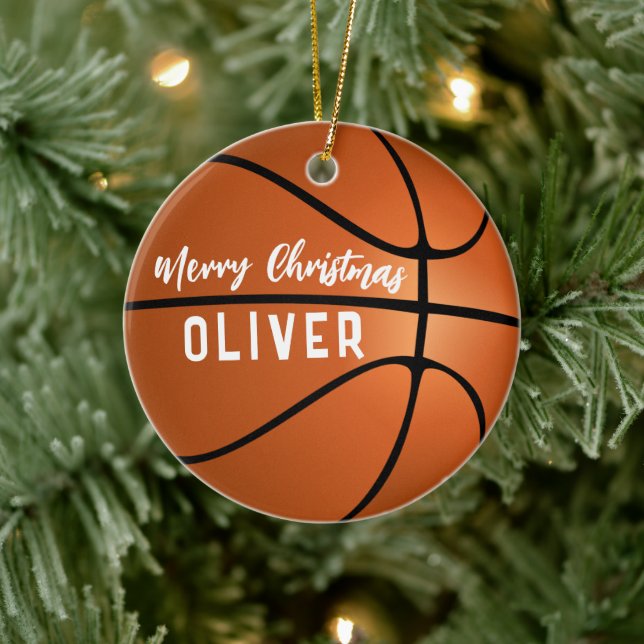 Ornamento De Cerâmica Bola de Basquete Nome Personalizado Feliz Natal (Árvore)