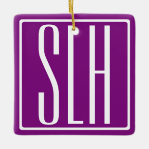 Ornamento De Cerâmica Bold Modern 3 Iniciais Monograma Branco e Roxo