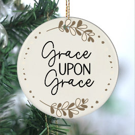 Ornamento De Cerâmica Bonita Graça Sobre Grace Script Typografia Christi