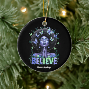 Ornamento De Cerâmica Bonita Mulher Negra Oradora Homenagem
